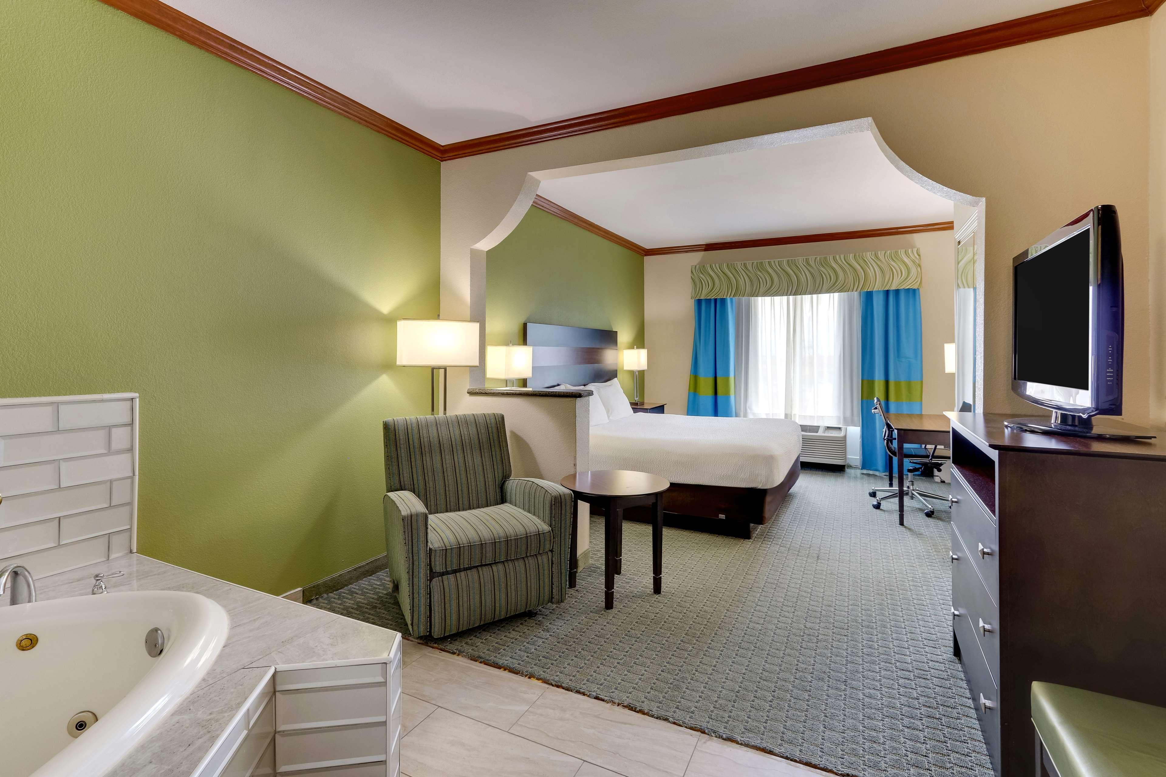 Comfort Inn & Suites Waco Exterior foto